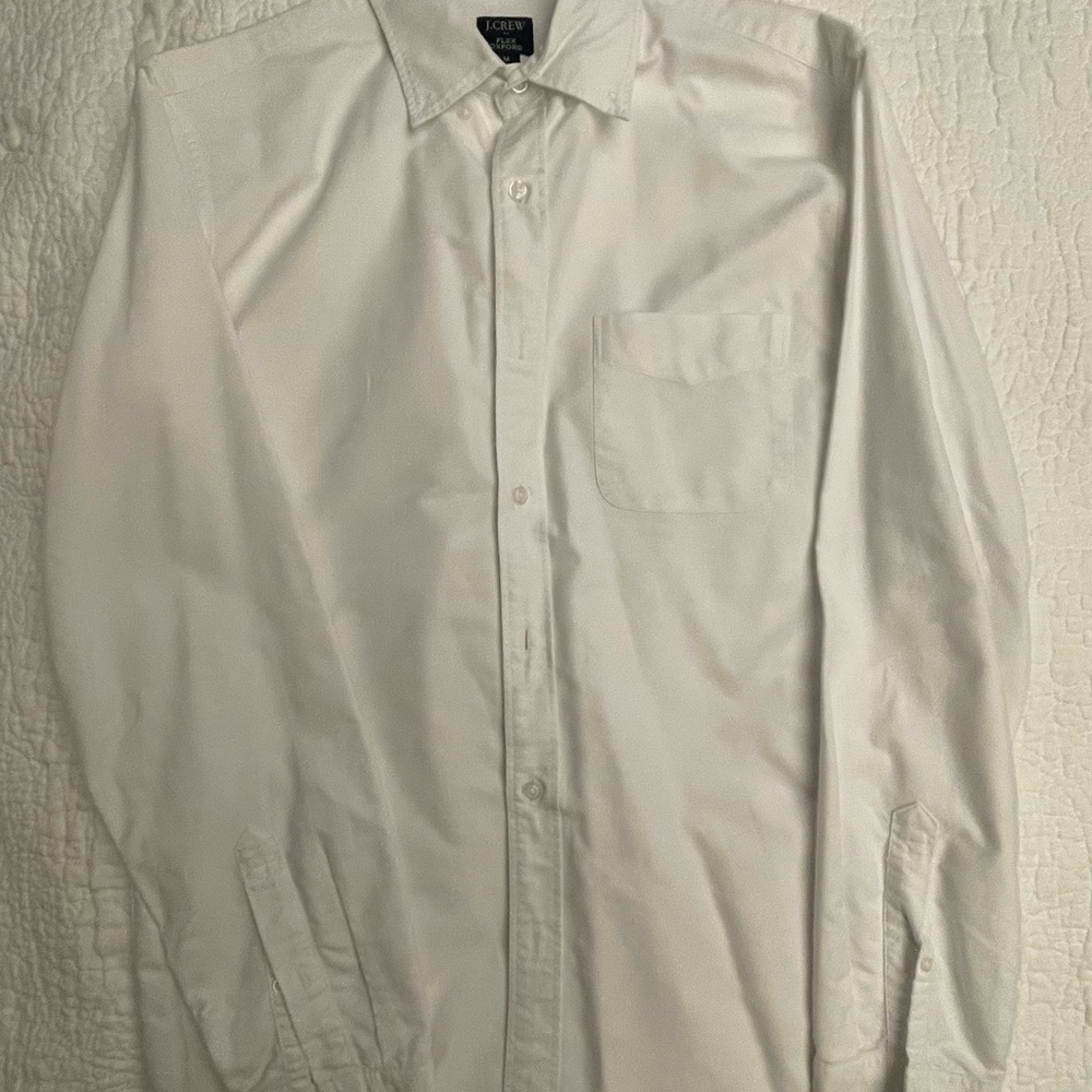 Assorted Men's Shirts Collection - Picture 5 of 10